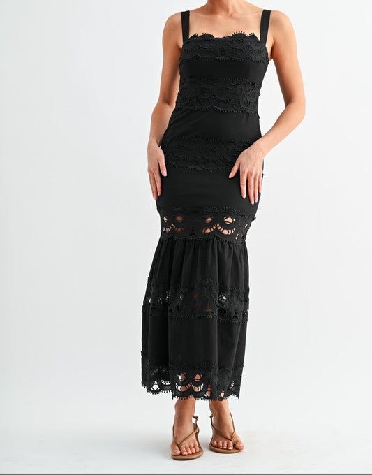Lace Tiered Midi Dress